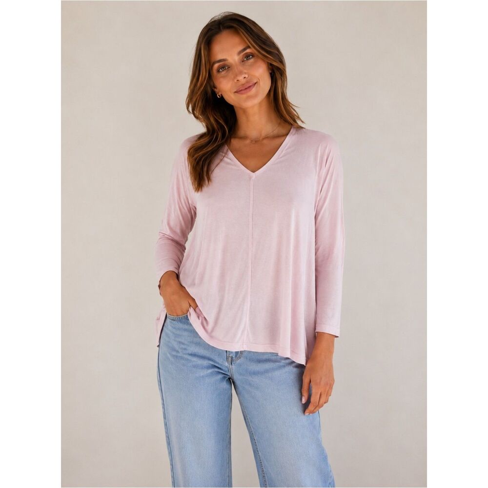 Lilly Pulitzer Luxletic Pink V Neck Pima Cotton Long Sleeve Tee XS Preppy